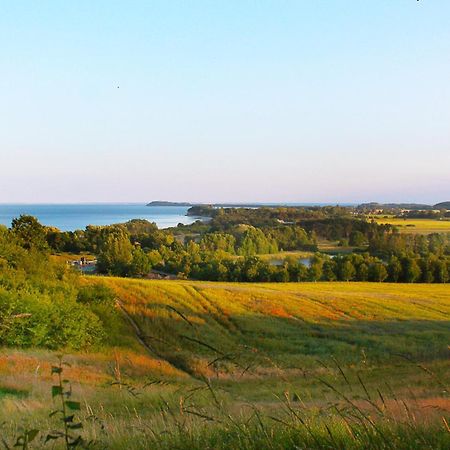 Meerblick Fewo 48: Sellin Beachfront with Balcony and Spa Access Goehren  Exterior photo