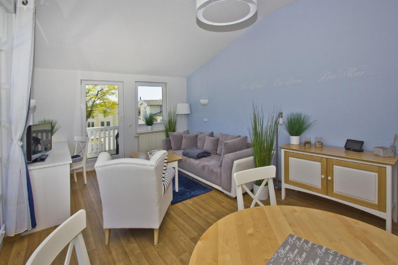 Meerblick Fewo 48: Sellin Beachfront with Balcony and Spa Access Goehren  Exterior photo